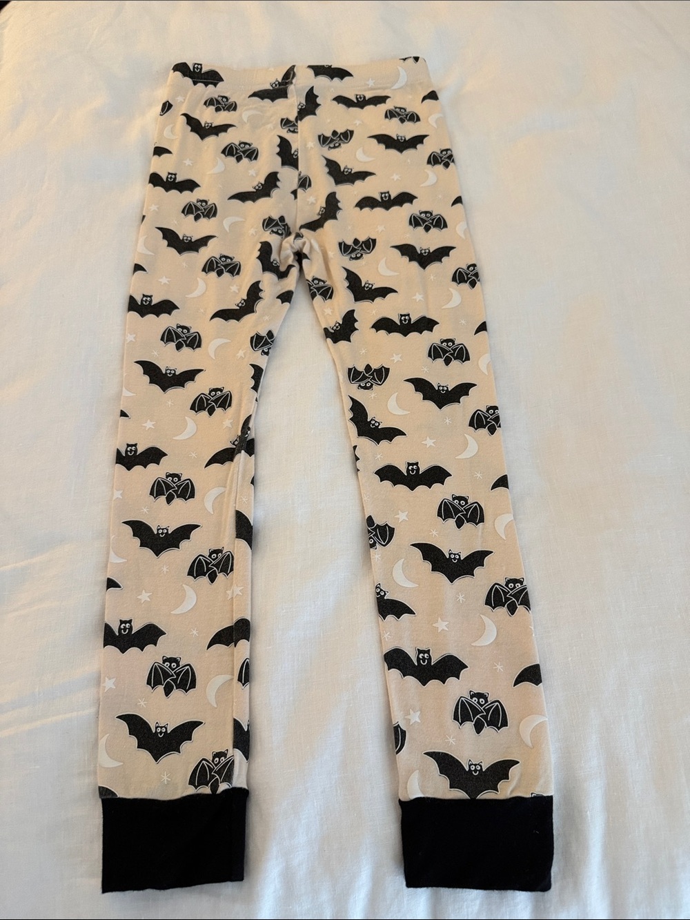Caden Lane Beige & Black Bat-Print Kids Pajama Set sz 7/8 - Picture 5 of 7